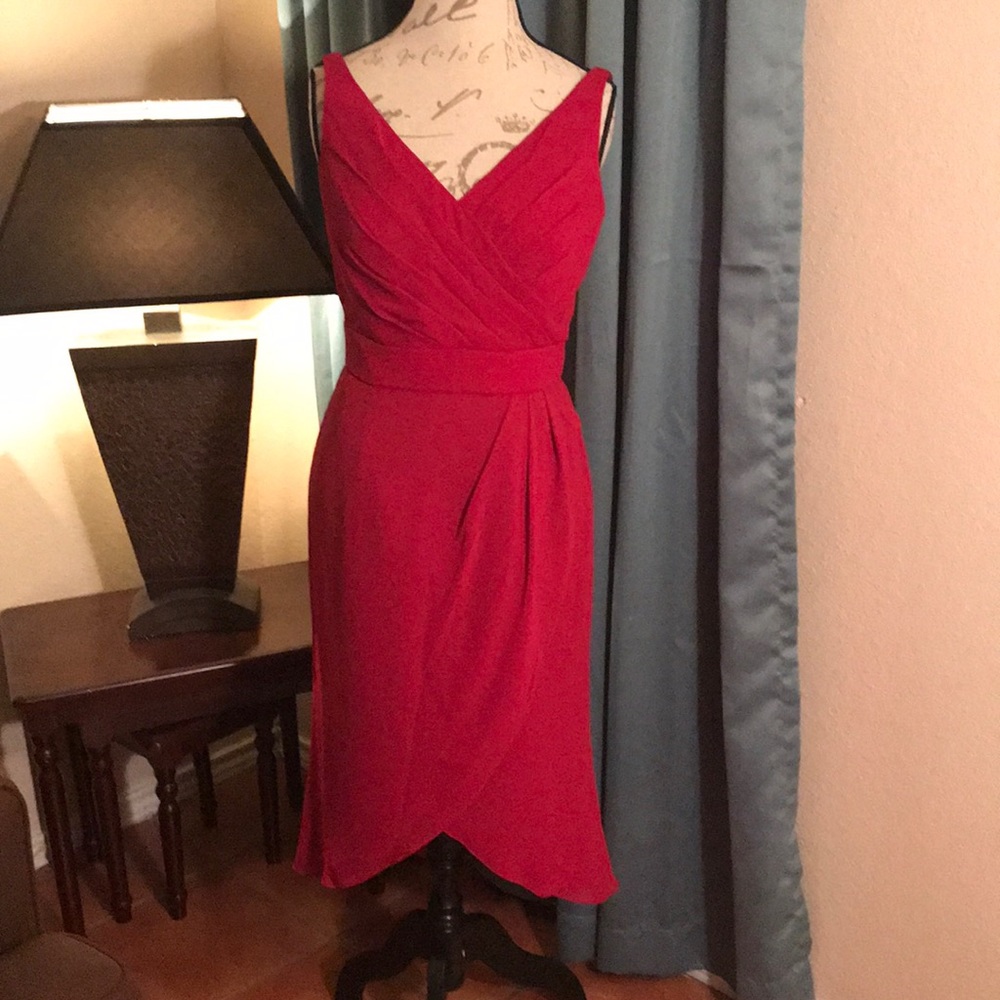 Beautiful red dress !